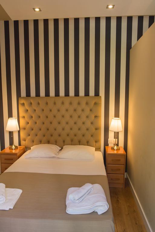 Ab Apartamentos Trinidad Málaga Chambre photo